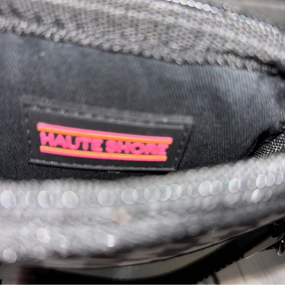 Haute Shore Casey Royal Cellphone Crossbody - Picture 5 of 7